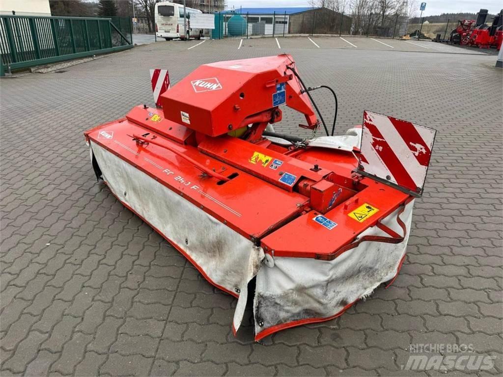 Kuhn FC 280F Gadanheiras