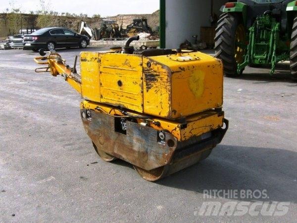 JCB VDM62 Cilindros rebocados vibratórios