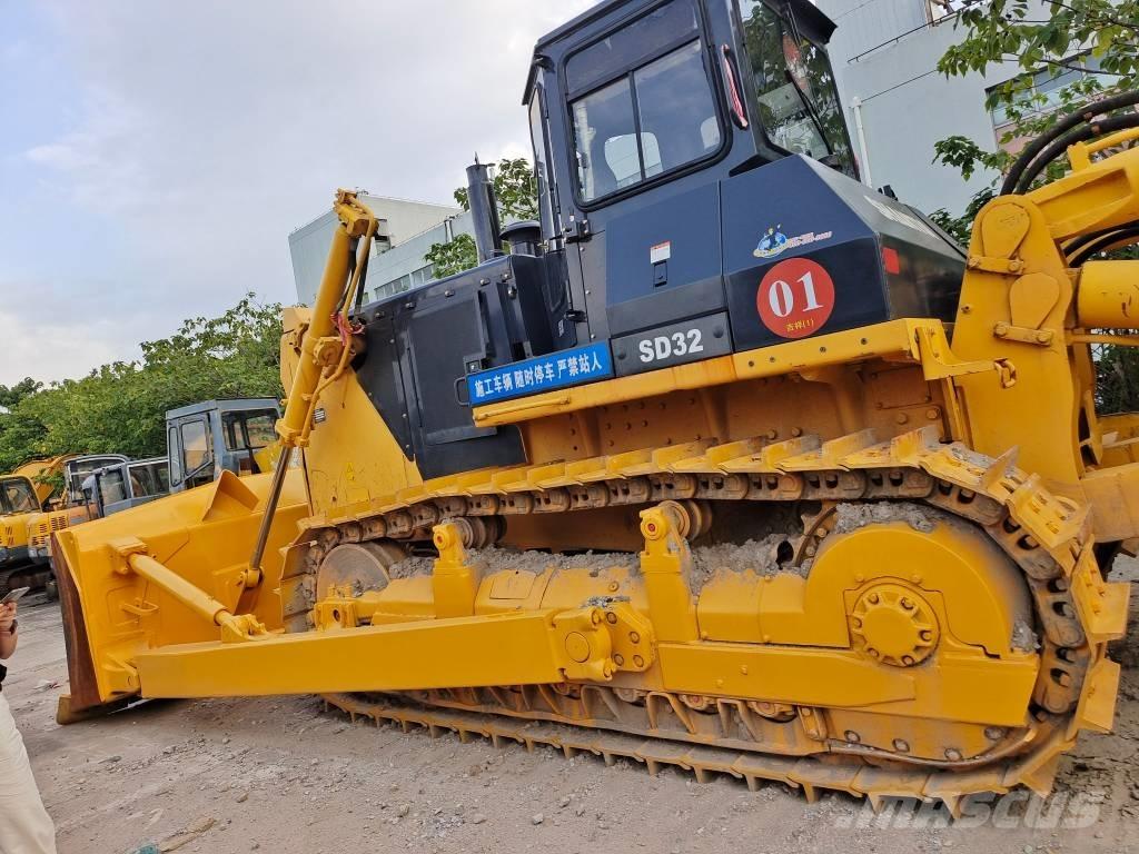 Shantui SD 32 Dozers - Tratores rastos