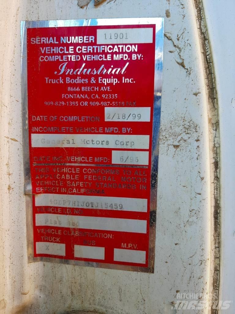 GMC C 7 Camiões estrado/caixa aberta