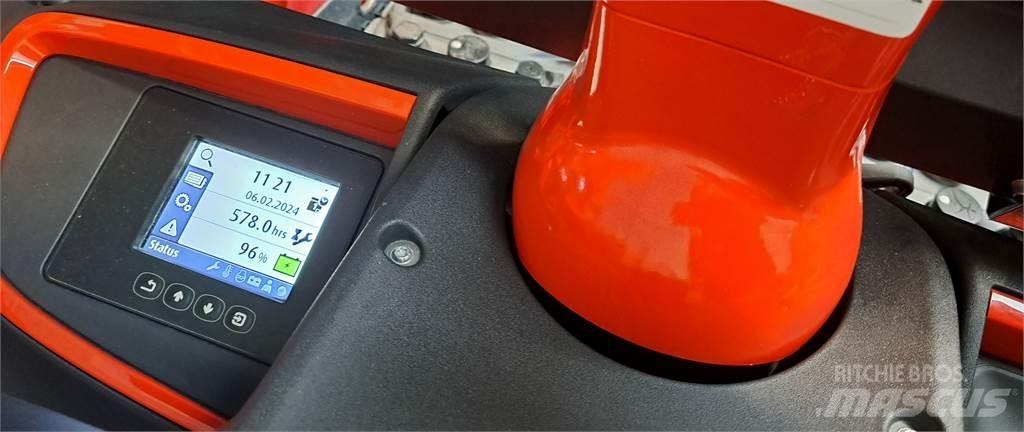 Linde L16APi Empilhador para operador externo