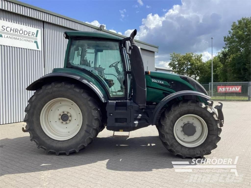 Valtra T 154 H Tratores Agrícolas usados