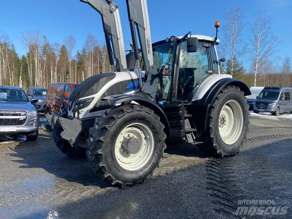Valtra T 174 Tratores Agrícolas usados