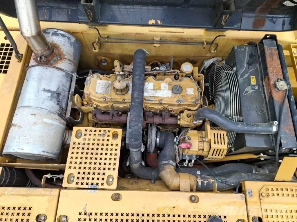 CAT 322 C Escavadoras de rastos