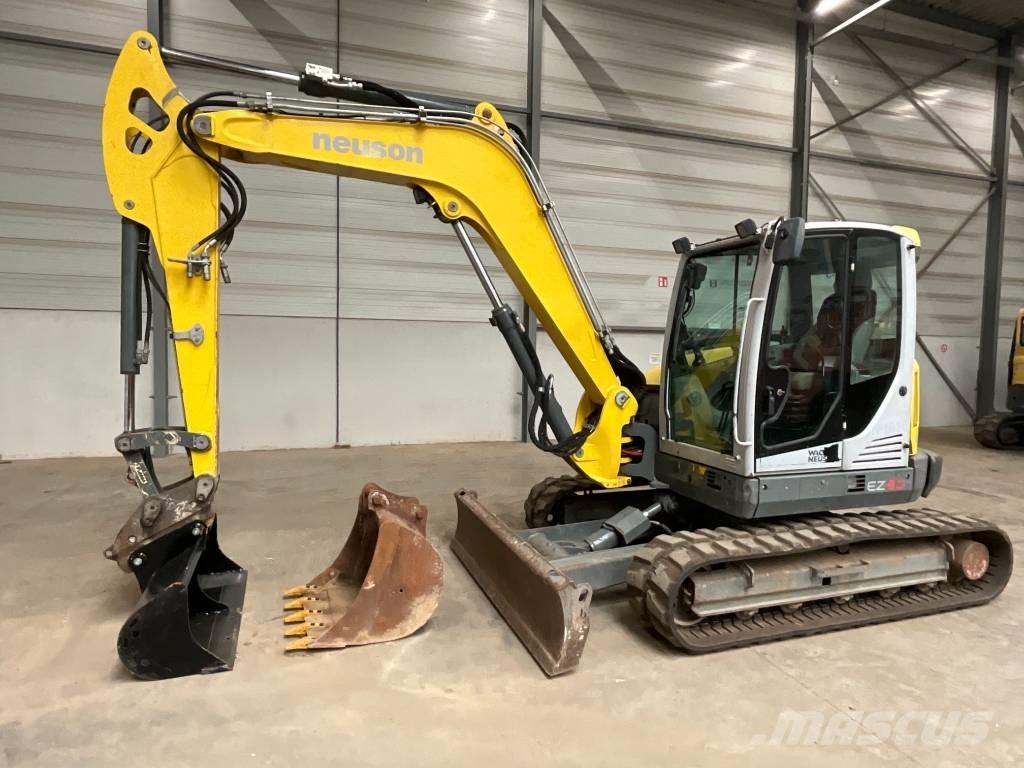 Neuson EZ 80 Escavadoras Midi 7t - 12t