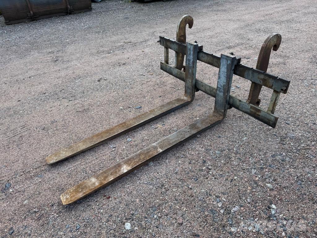 LM Trac 680 Máquinas utilitárias