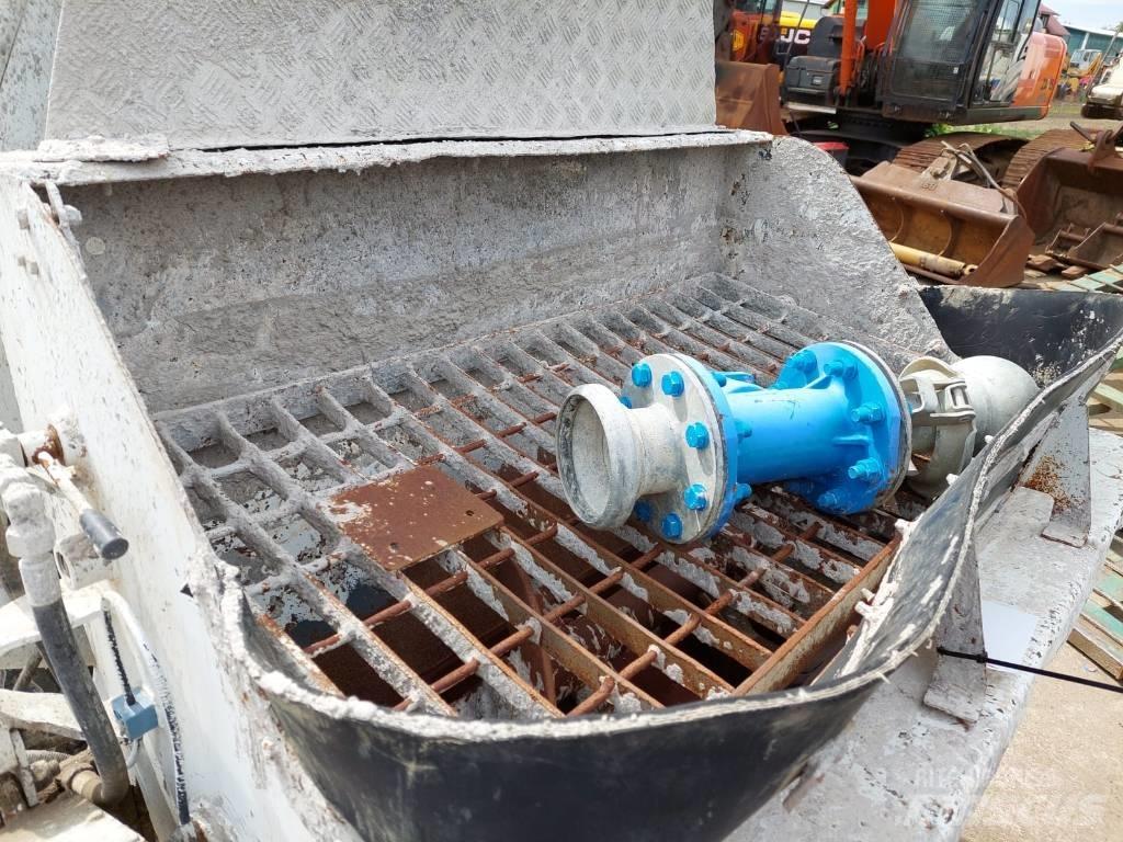  Utranazz SCH60C Camiões bomba Betão