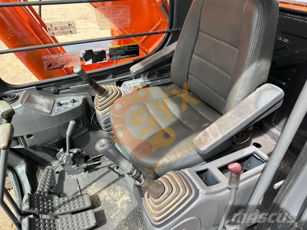 Hitachi EX 200 Escavadoras de rastos