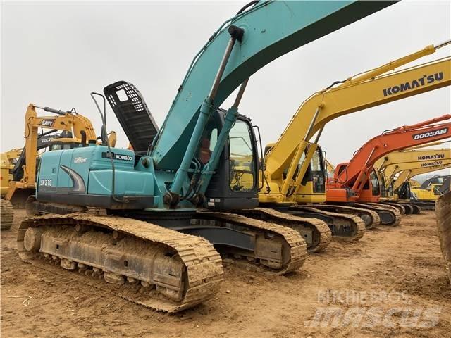 Kobelco SK210-8 Escavadoras de rastos