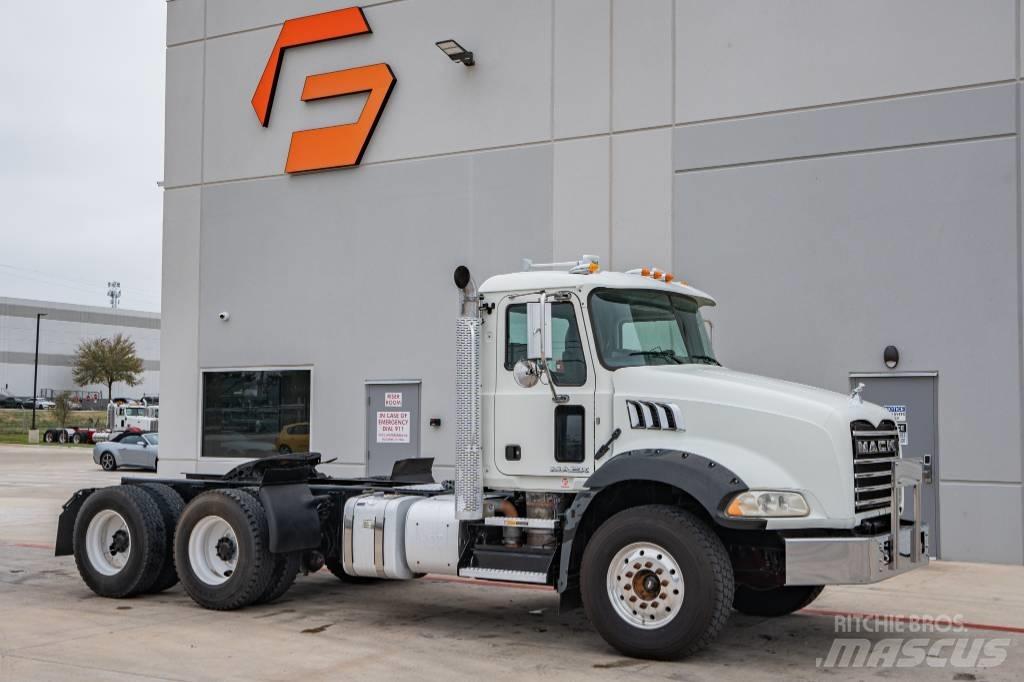 Mack Granite GU 813 Camiões basculantes
