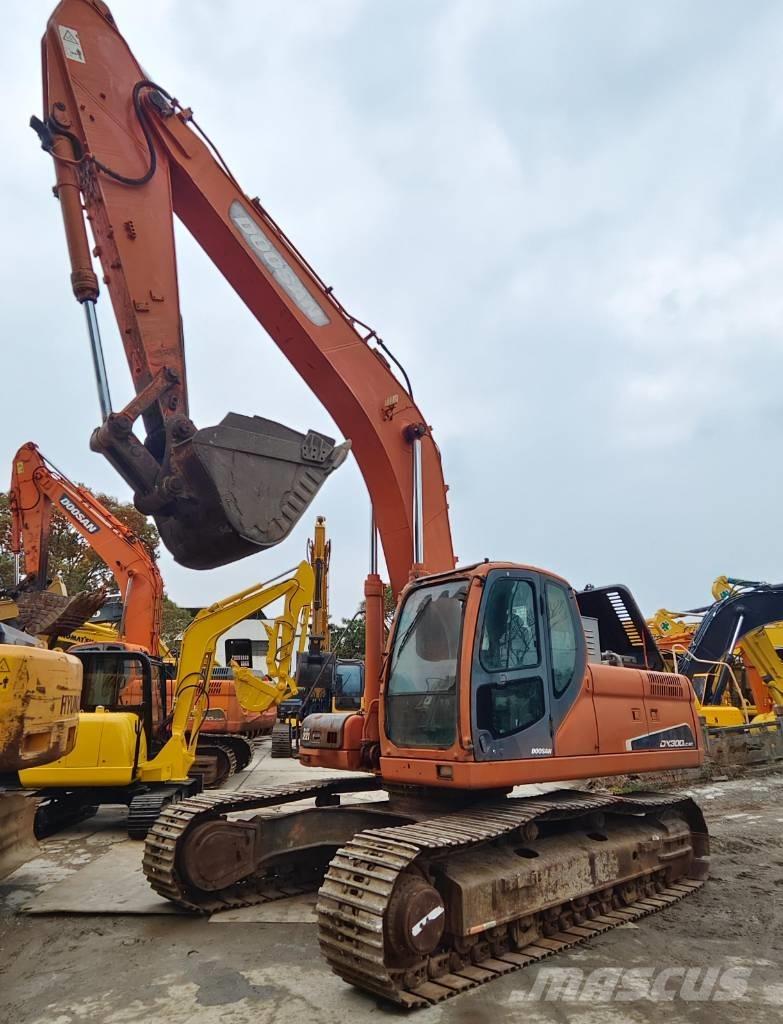 Doosan DX 300 LC Escavadoras de rastos