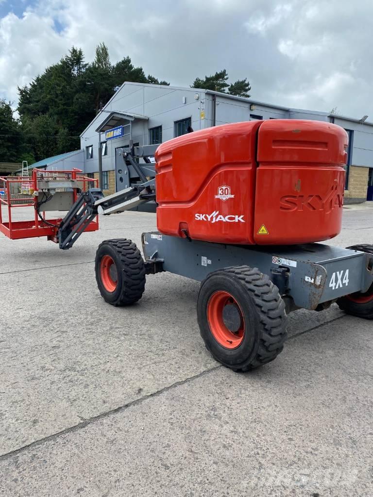 SkyJack SJ 46 AJ Elevadores braços articulados