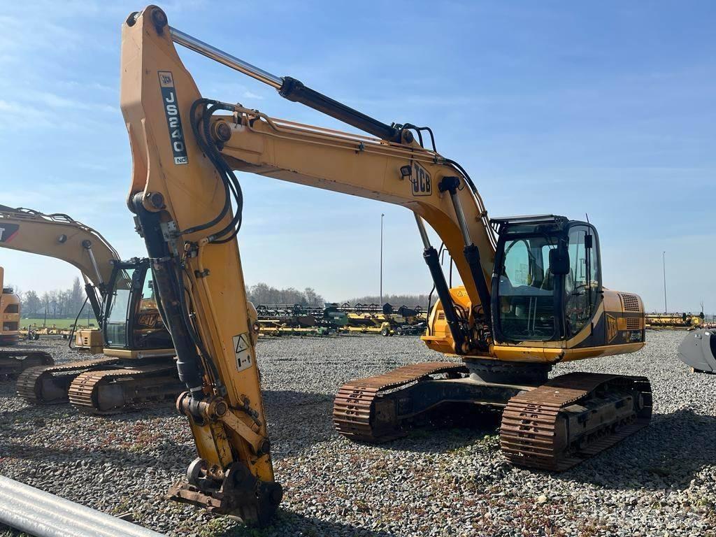 JCB 240NLC Escavadoras de rastos