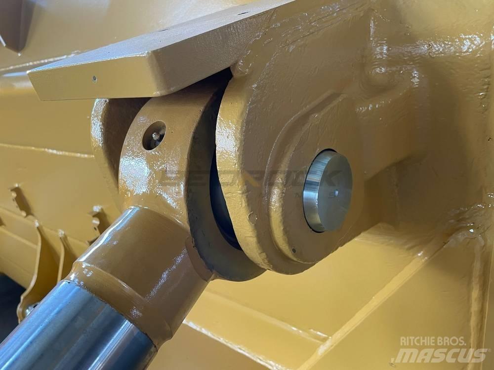 CAT BLADE FOR D8T SU Lâminas