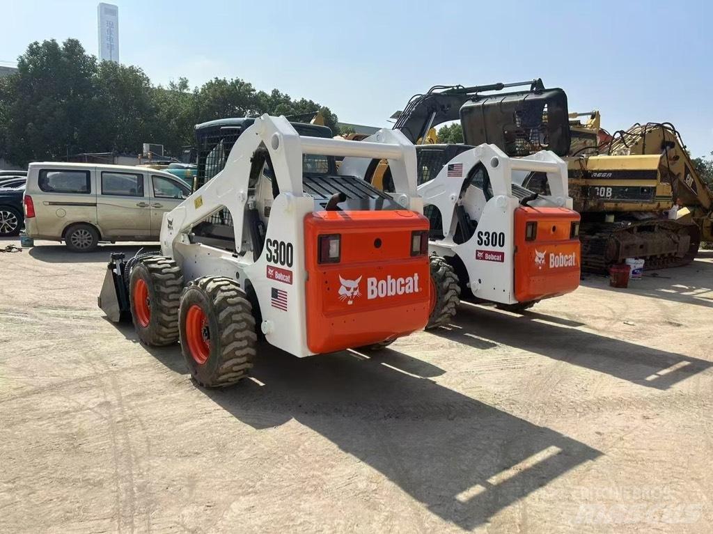 Bobcat S300 Carregadoras de direcção deslizante