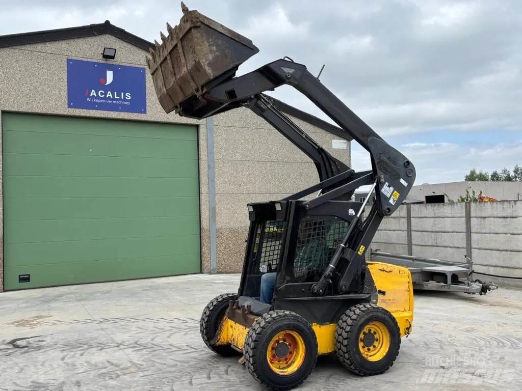 New Holland LS160 Carregadoras de direcção deslizante