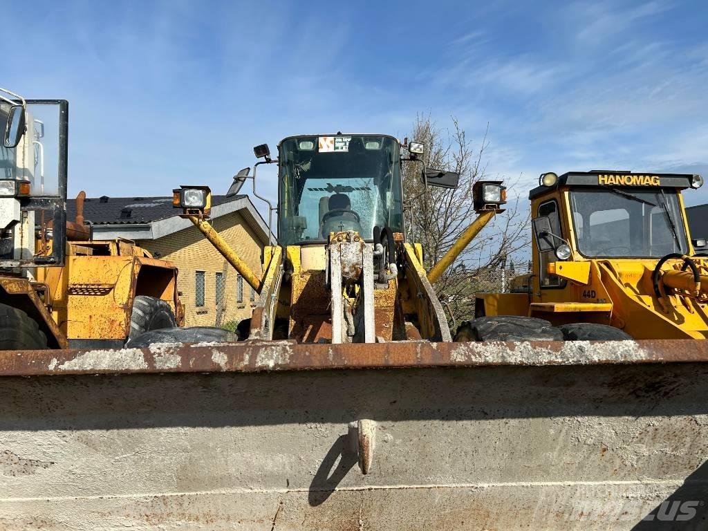 Komatsu WA 420 Pás carregadoras de rodas