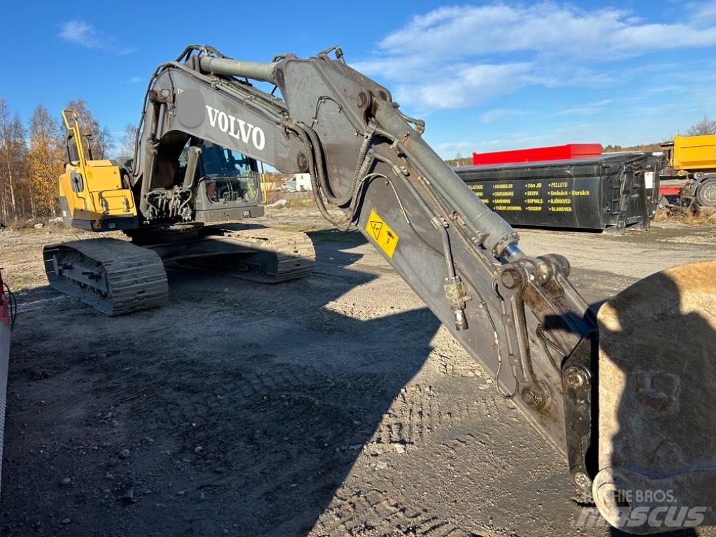 Volvo EC 220 DL Escavadoras de rastos