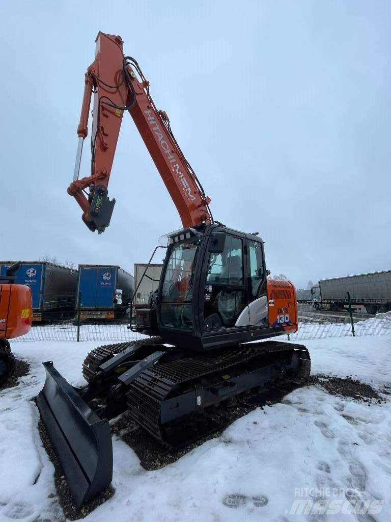 Hitachi ZX 130-6 Escavadoras de rastos