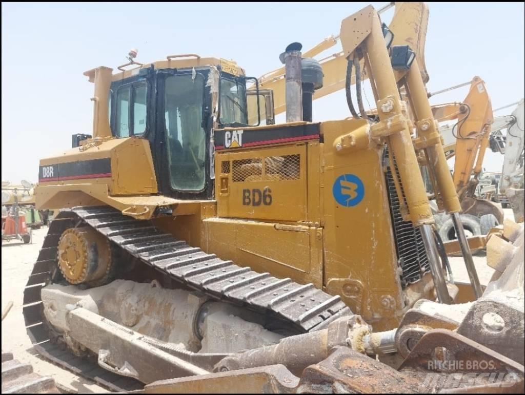 CAT D 8 R Dozers - Tratores rastos