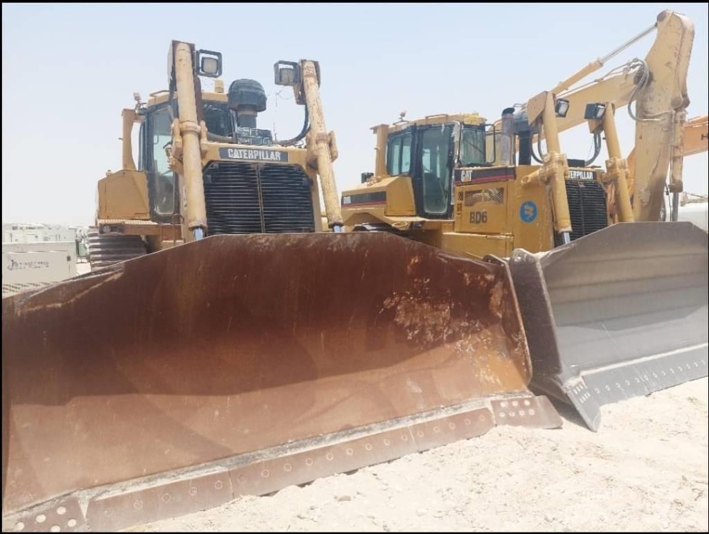 CAT D 8 R Dozers - Tratores rastos