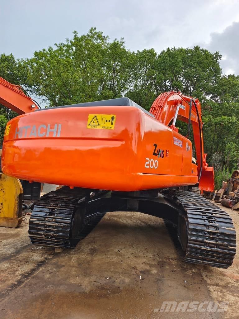 Hitachi EX 200-1 Escavadoras de rastos