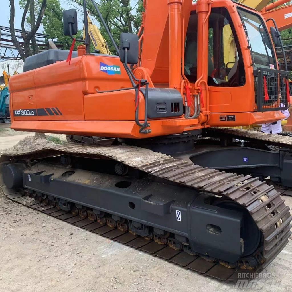 Doosan DX 300 Escavadoras de rastos