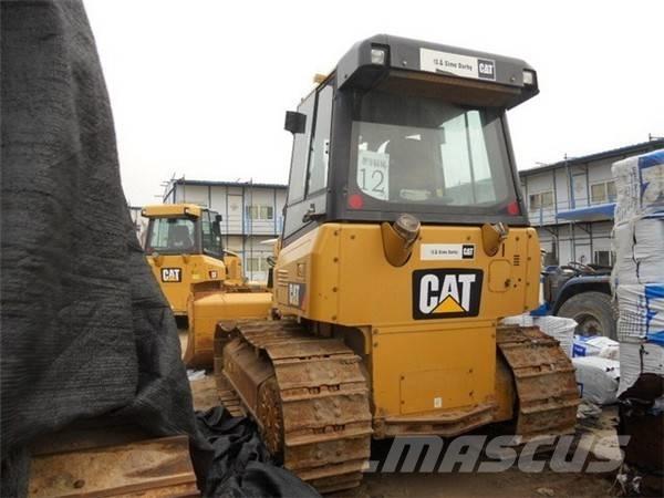 CAT D 5 K LGP Dozers - Tratores rastos