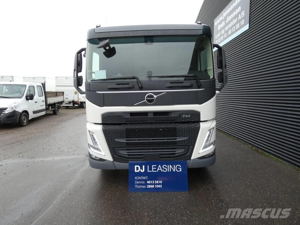 Volvo FM 330 Camiões de chassis e cabine