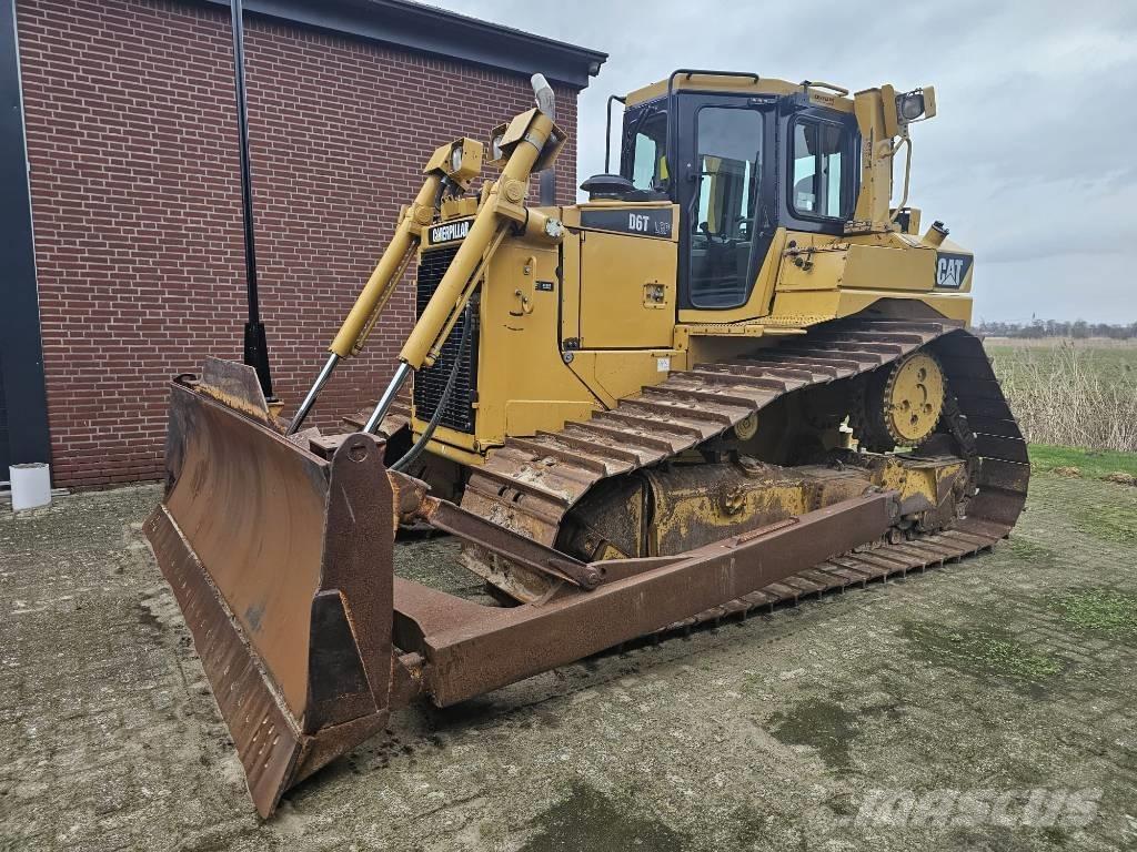 CAT D 6 T LGP Dozers - Tratores rastos