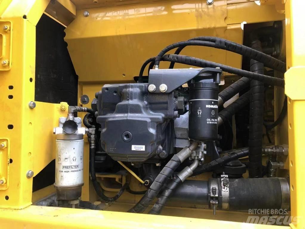 Komatsu PC 210 LC Escavadoras de rastos
