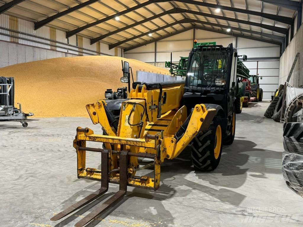 JCB 535-140 Manipuladores telescópicos