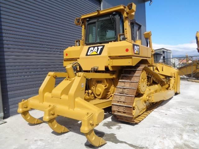 CAT D 6 T XL Dozers - Tratores
