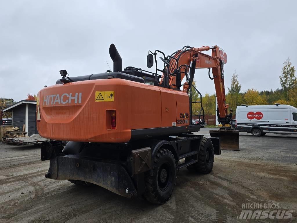 Hitachi ZX 220W-5 Escavadoras de rodas