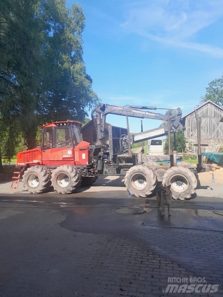 Valmet 840.2 Forwarders florestais