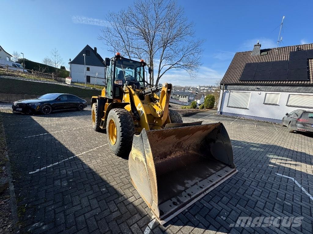 CAT 910M Pás carregadoras de rodas