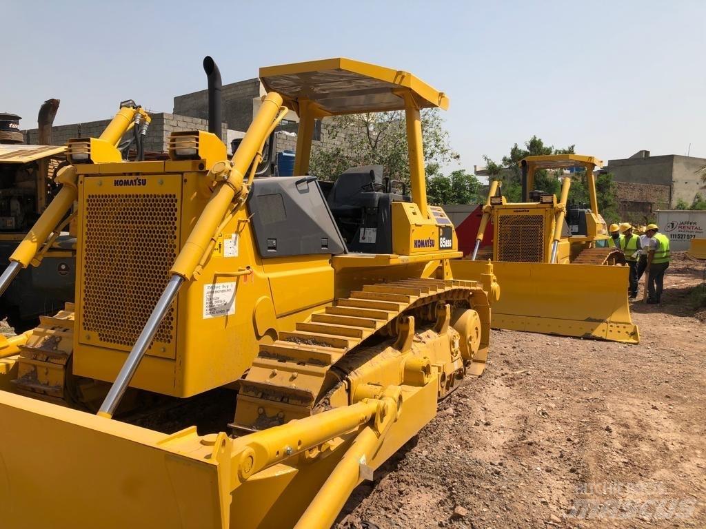Komatsu D 85 ESS-2A Dozers - Tratores rastos