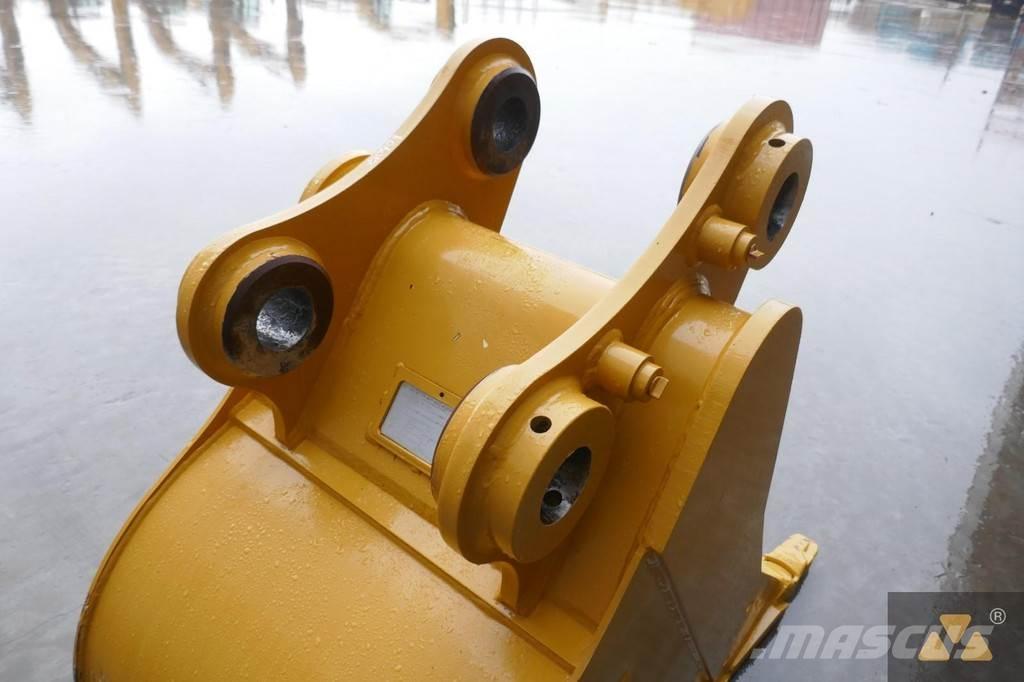 CAT 320 Bucket Baldes