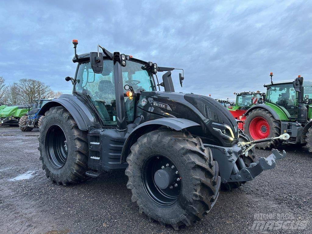 Valtra T 235 Direct Tratores Agrícolas usados