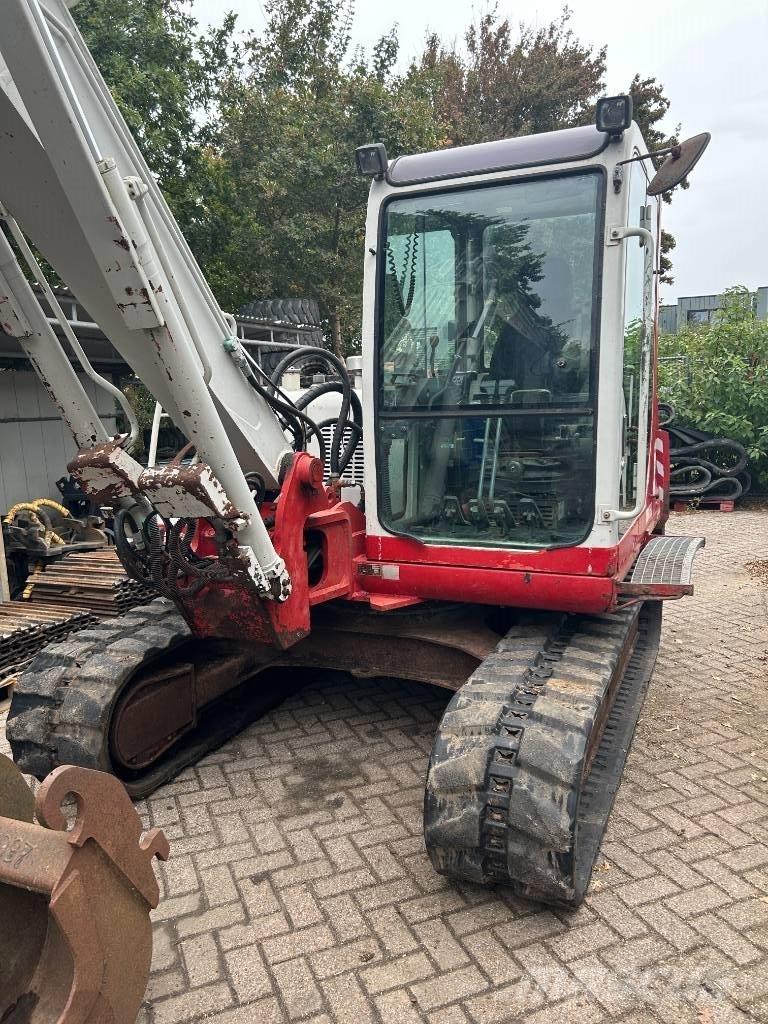Takeuchi TB070 Mini Escavadoras <7t