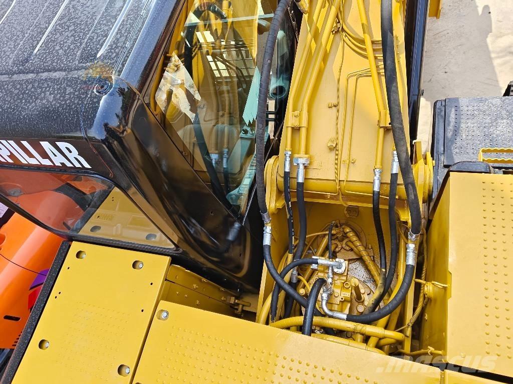 CAT 320 D Escavadoras de rastos