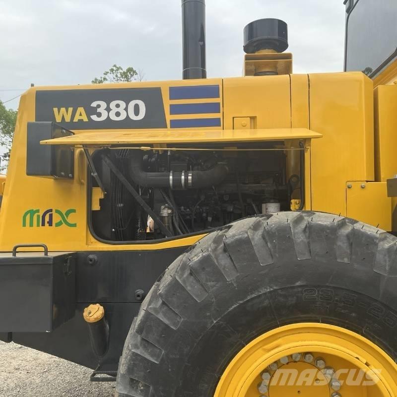 Komatsu WA 380 Pás carregadoras de rodas