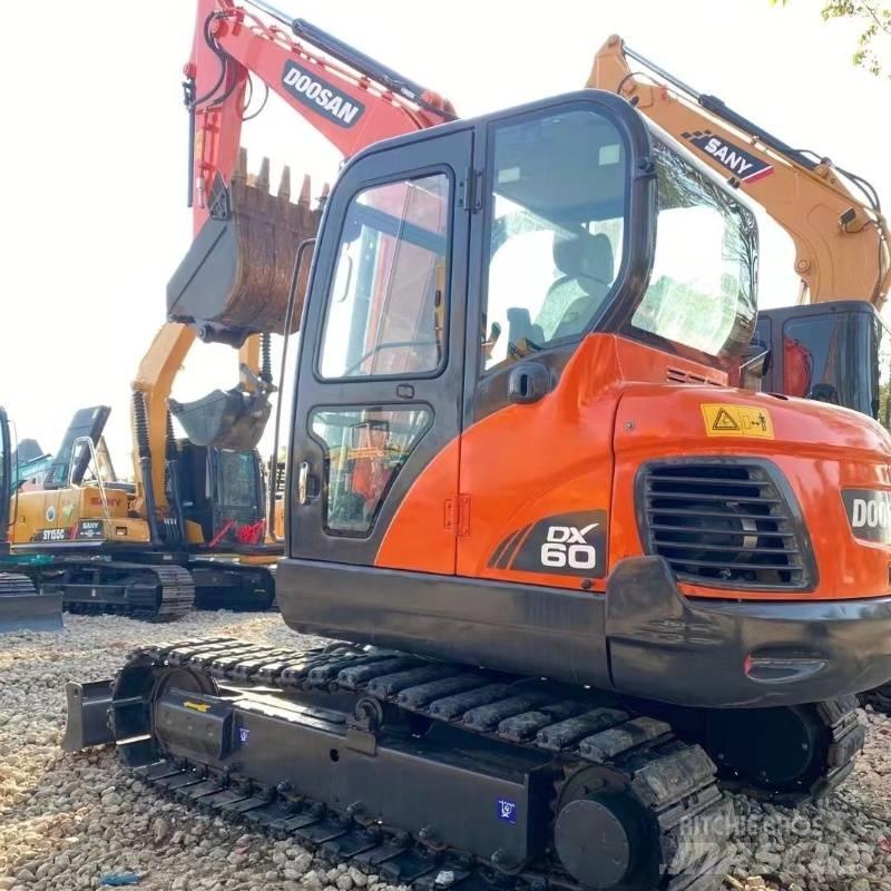 Doosan DX 60 Escavadoras de rastos