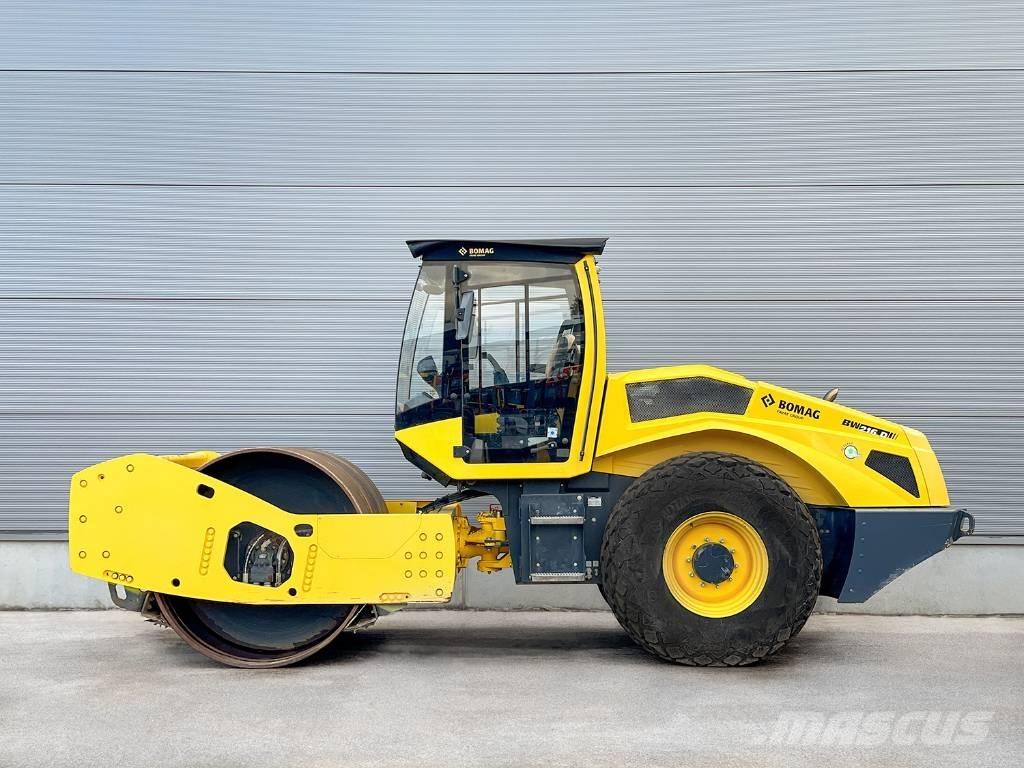 Bomag BW 216 D-5 Cilindros Compactadores monocilíndricos