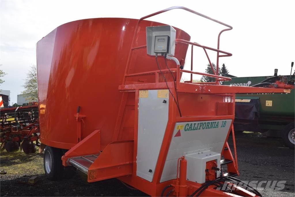 Omas California 18 Mixer feeders