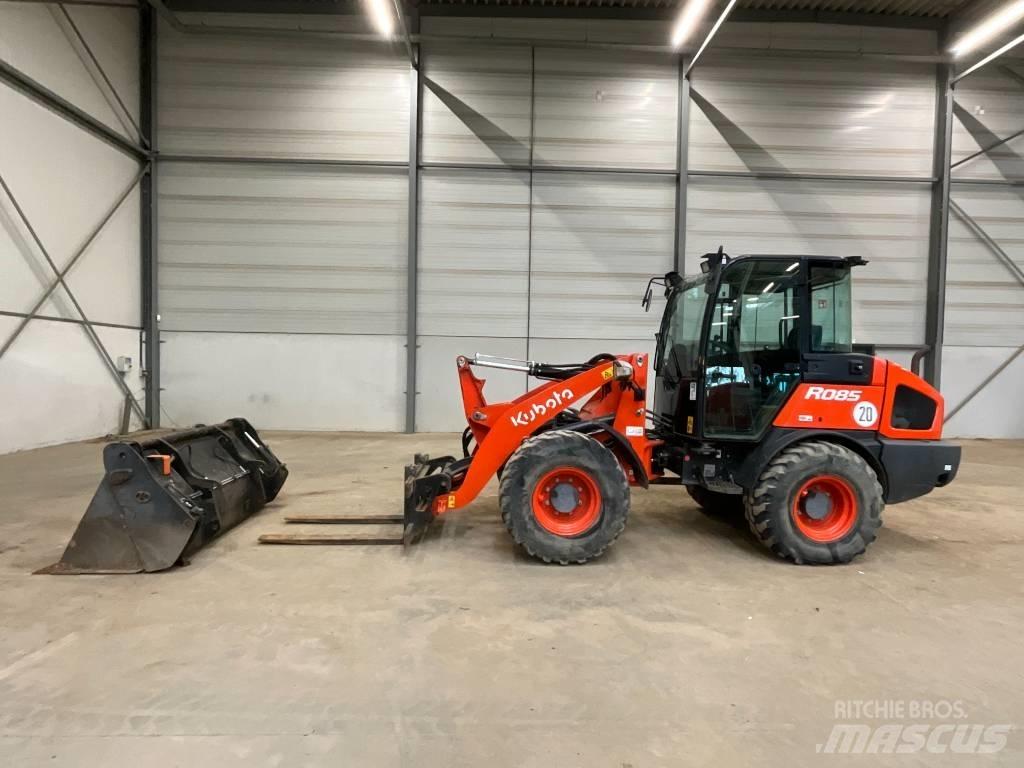 Kubota R 085 Pás carregadoras de rodas
