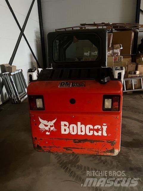 Bobcat S 100 Carregadoras de direcção deslizante