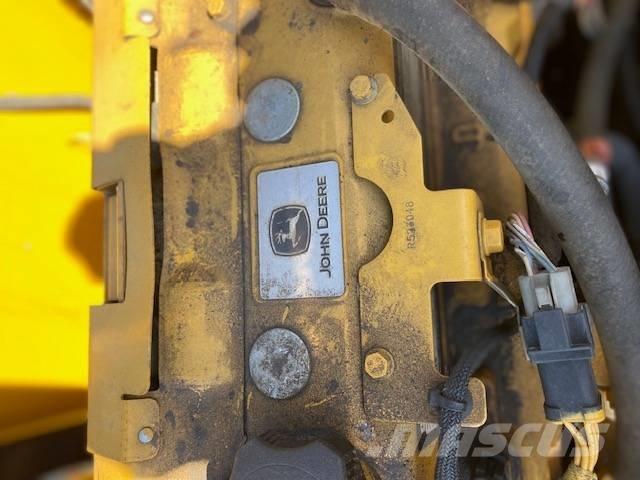 John Deere 210 GLC Escavadoras de rastos
