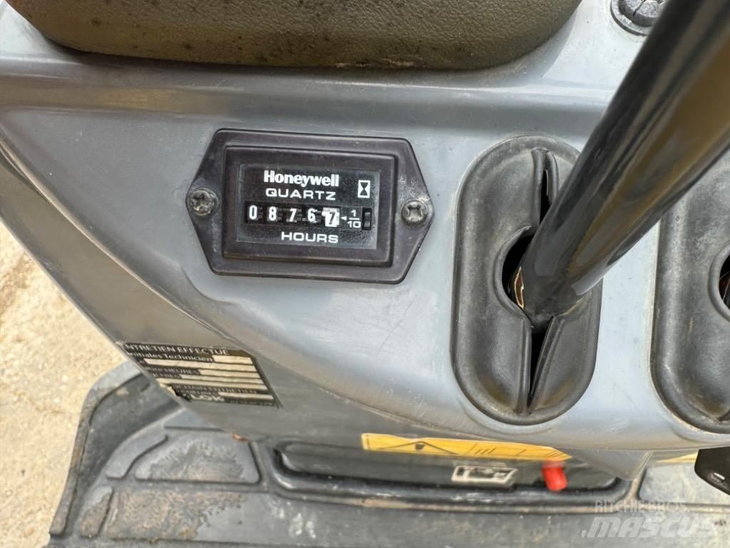 Yanmar SV08 (1C096) Mini Escavadoras <7t