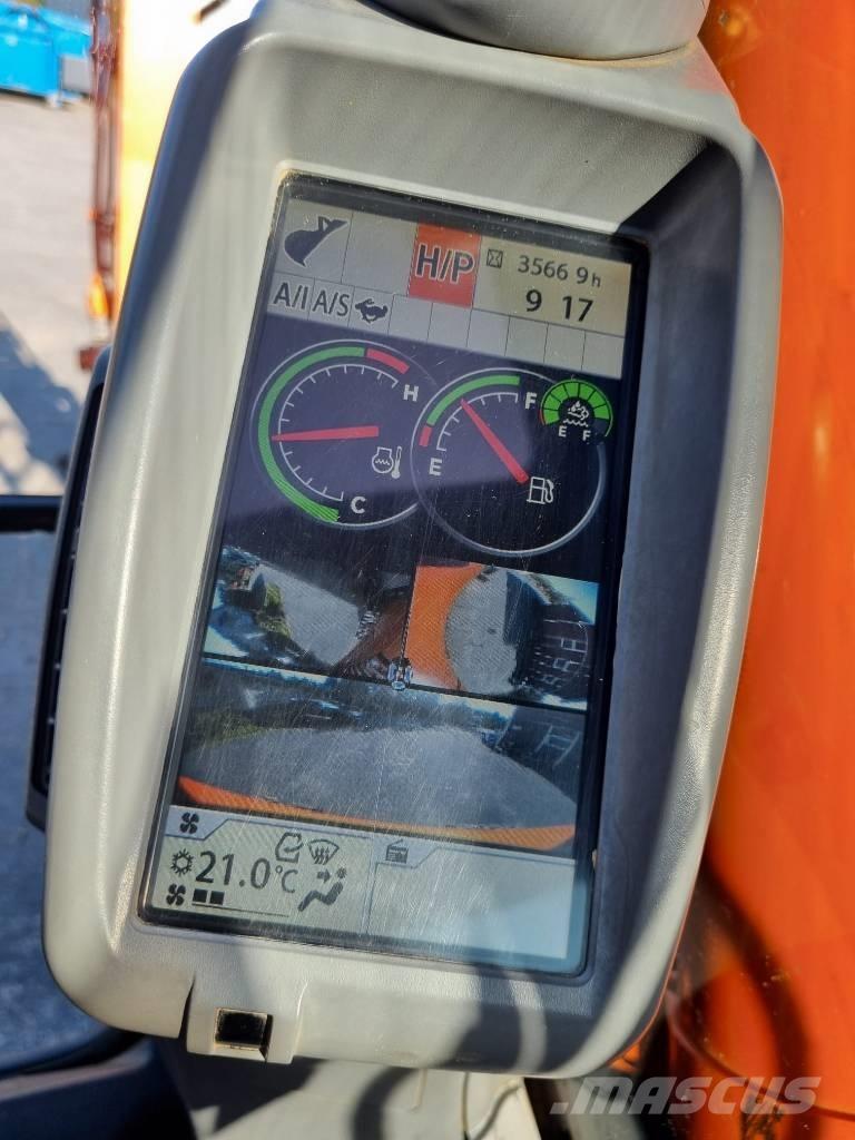 Hitachi ZX 135 US-6 Escavadoras de rastos